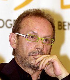 Homenagem do dia: José Wilker