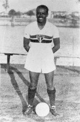 Homenagem do dia: Leônidas da Silva