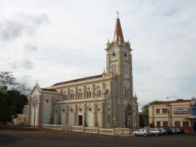 Cemitério Municipal de Campina Verde – MG – 