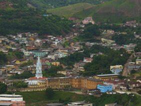 Cemitério Municipal de Manhumirim – MG – 