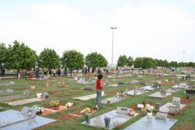 Cemitério Municipal Nossa Srª. Medalha Milagrosa- Uberaba MG- 