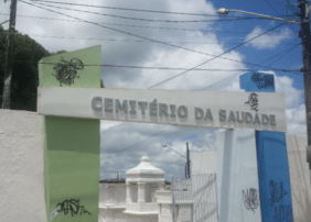 Cemitério da Saudade- Jaboatão dos Guararapes – PE – Floricultura Coroa de Flores