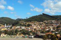 Cemitério Municipal de Coluna – MG