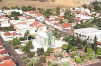 Cemitério Municipal de Comendador Gomes – MG